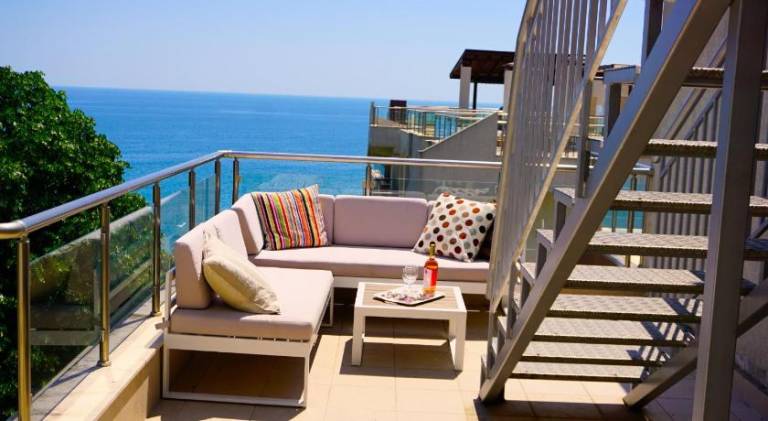 Byala Cliff Sea View Penthouse in Varna