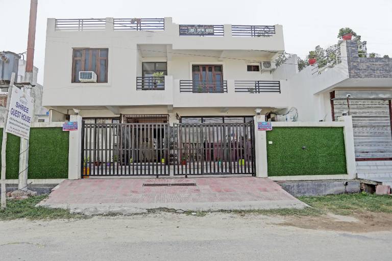 Shree Hotel
