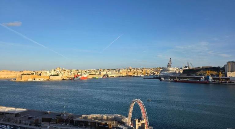 Valletta Family Home Waterfront & Gardens in St. Julian's