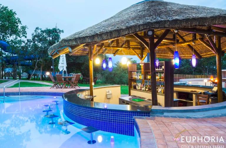 House  Euphoria Golf Estate and Hydro