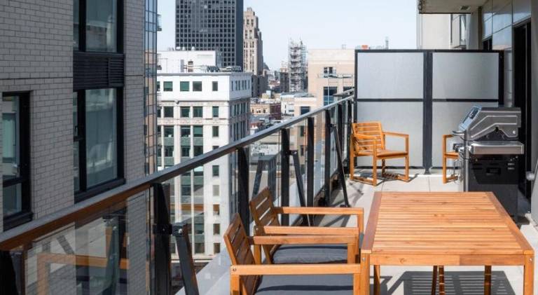 Holiday apartment with pool | Next to Notre-Dame Basilica — photo 5