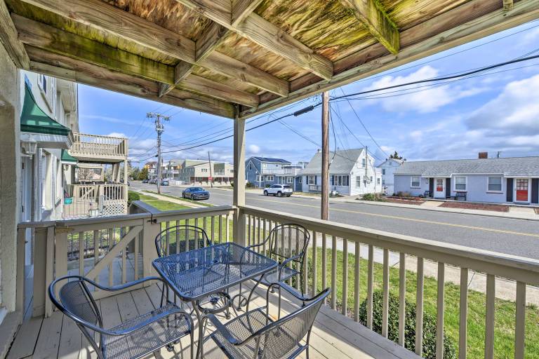 Wildwood Crest Condo 2 Blocks to Beach