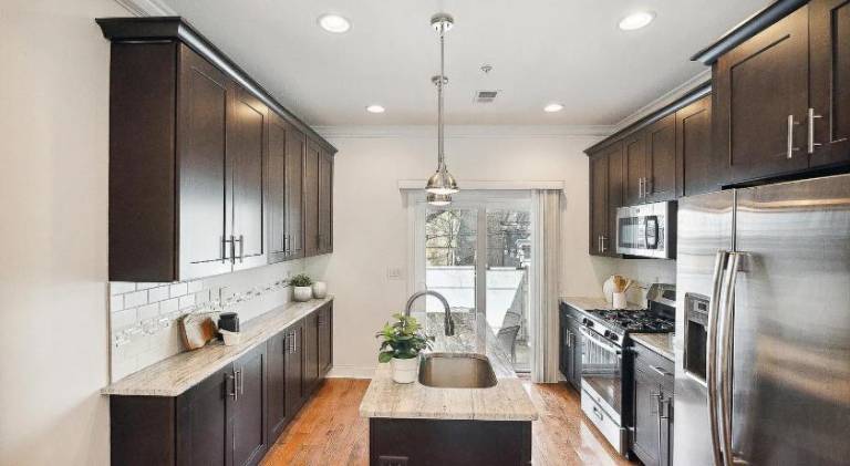 Fully equipped charming vacation home with barbecue, yard & patio | Suitable for remote work | Dogs allowed — photo 2