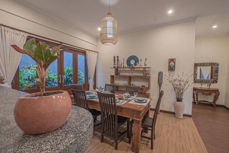 Nice villa with patio, pool & hot tub | Good for workation | Pets are welcome — photo 4