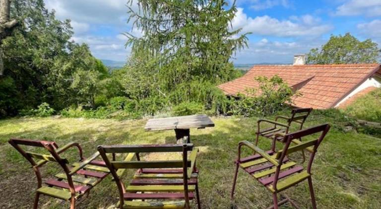 House with garden & terrace — photo 4