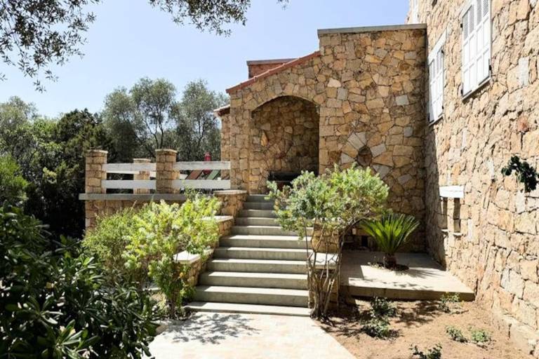 Rental apartment with pool & patio | Close to the beach | Pets are welcome — photo 3