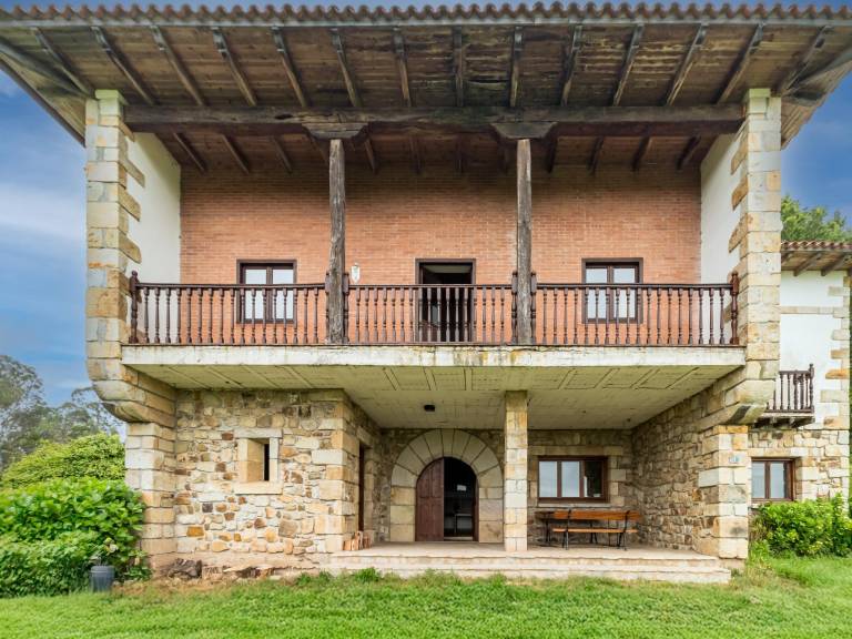 Villa  Laredo