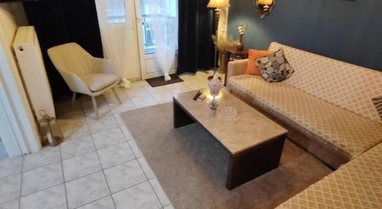 Beautiful rental apartment with patio | Perfect for remote work | Pets are welcome — photo 2