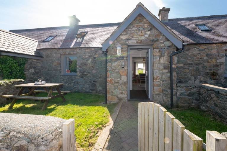 Cottage Aberffraw