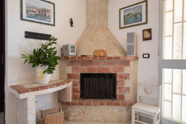 Holiday apartment with patio, garden & BBQ | Sea view — photo 5