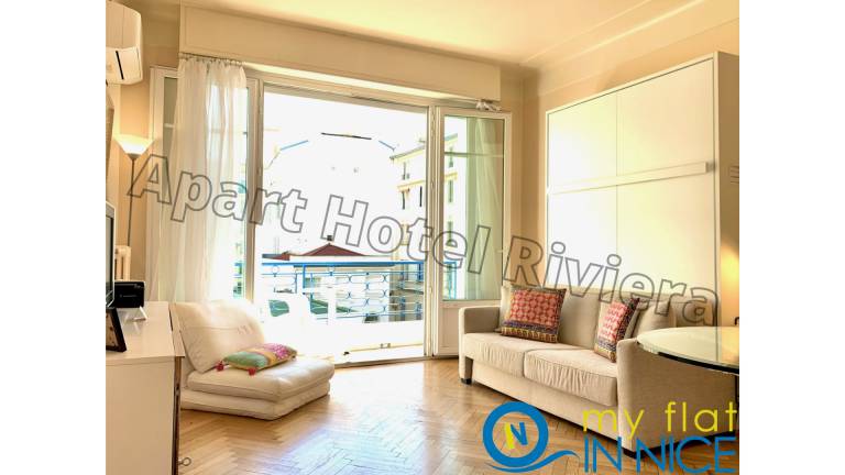 Fully equipped beautiful studio | Next to Place Masséna | Next to the beach | Pets are welcome in Thiers