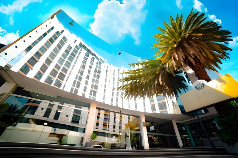 Hotel Camino Plaza
