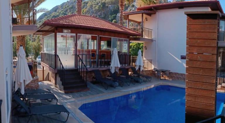 Serviced apartment with barbeque, terrace & yard | Dogs allowed — photo 2