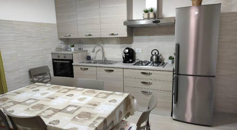 House with 2 rooms for 6 persons — photo 3