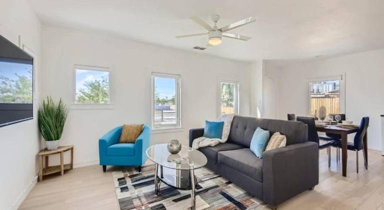 Vacation home | Suitable for remote work in Phoenix, AZ