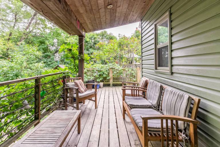 House  Cedarvale