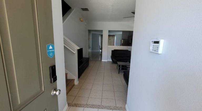 House with jacuzzi & pool in Kissimmee, FL