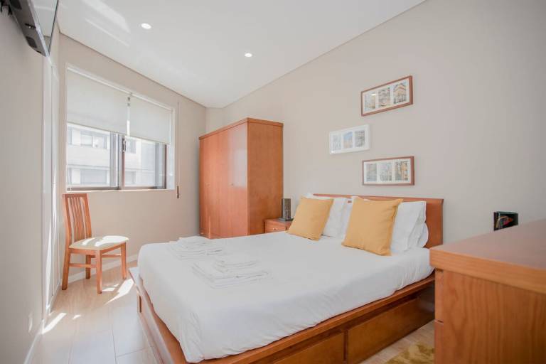 Rental apartment with fast internet & terrace in Porto