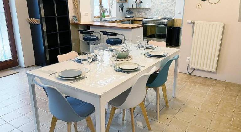 La Family House, spacieuse avec wifi, exterieur et parking — photo 3