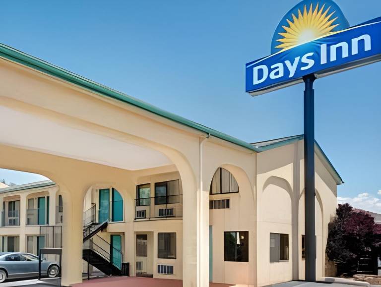 Days Inn by Wyndham Espanola in Espanola, NM