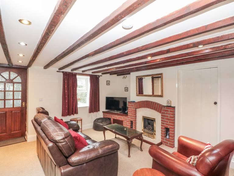 Child-friendly cottage with terrace & garden | Beach view | Pets are welcome — photo 2