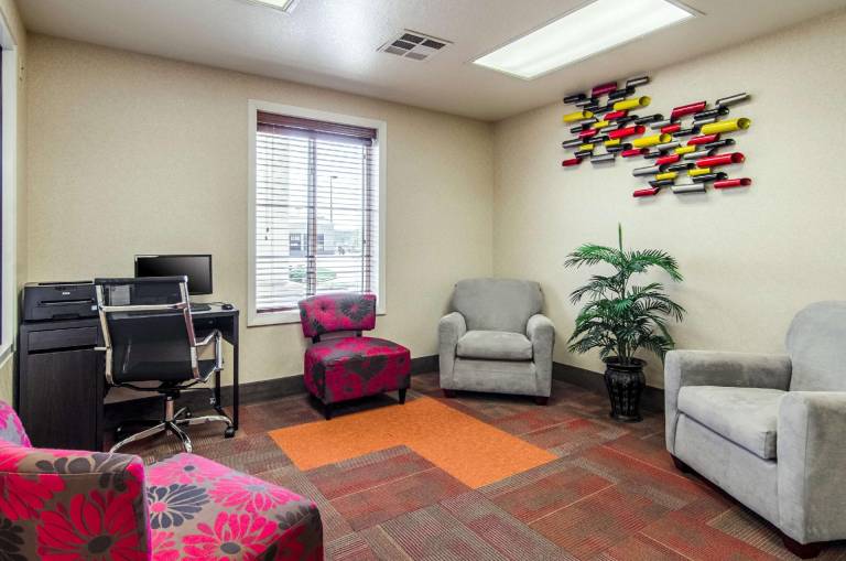 Quality Inn Junction City near Fort Riley — photo 5