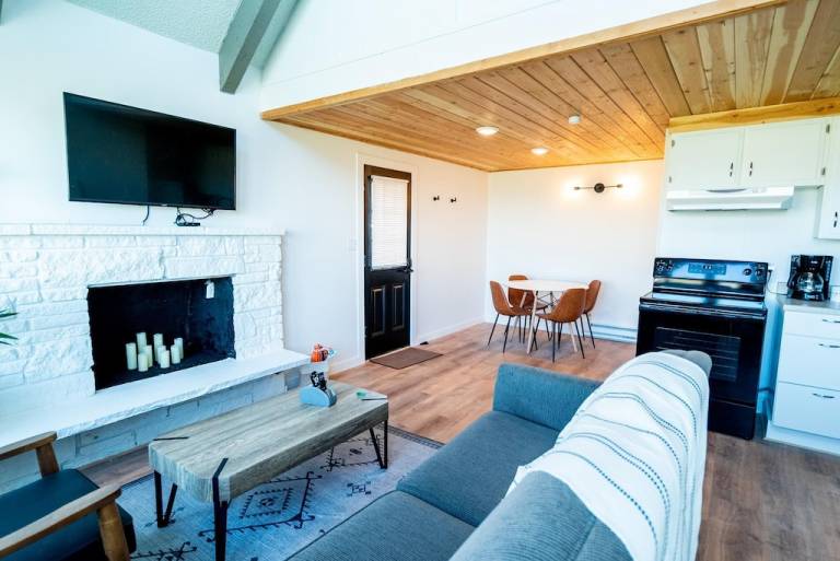 Chalet Ocean Shores