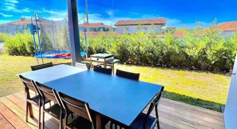 Villa with private pool, yard & barbecue — photo 5