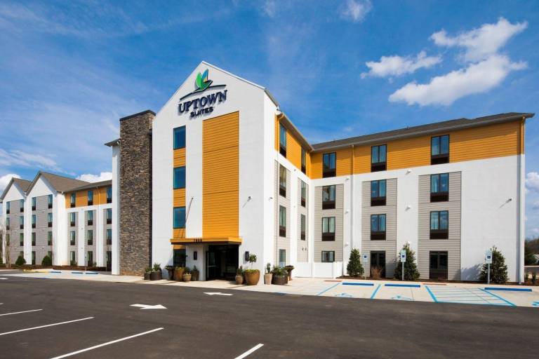 Uptown Suites Extended Stay Denver CO -Westminster — photo 3