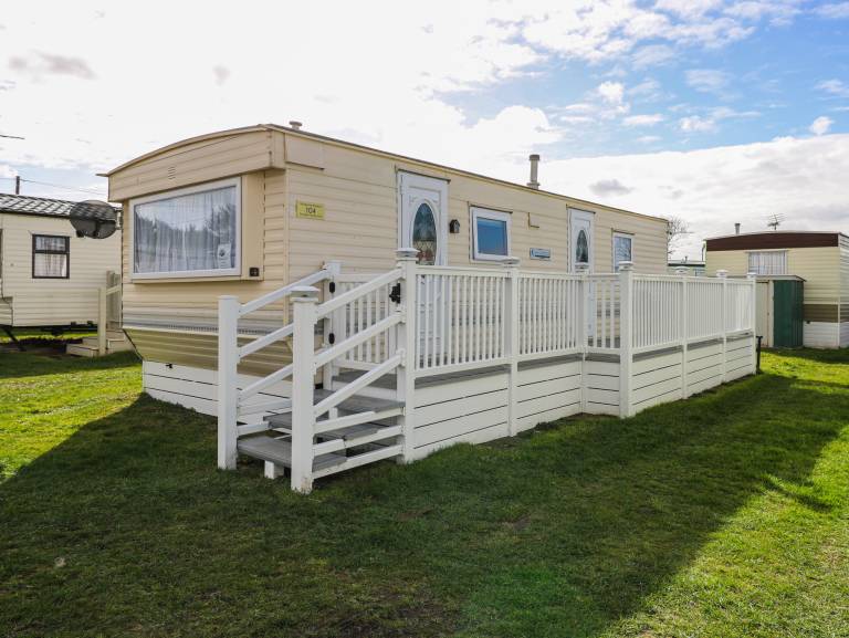 Cottage with yard | Beach view | Beach nearby | Pets are welcome in Great Yarmouth