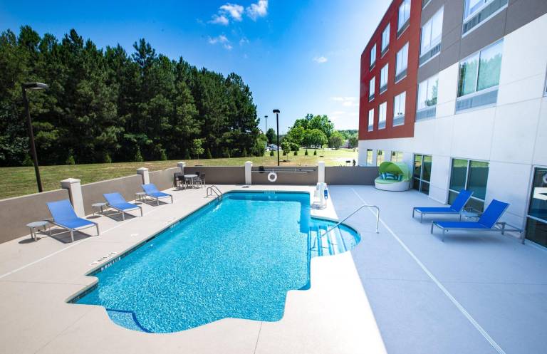 Holiday Inn Express & Suites Greenwood North By IHG — photo 3