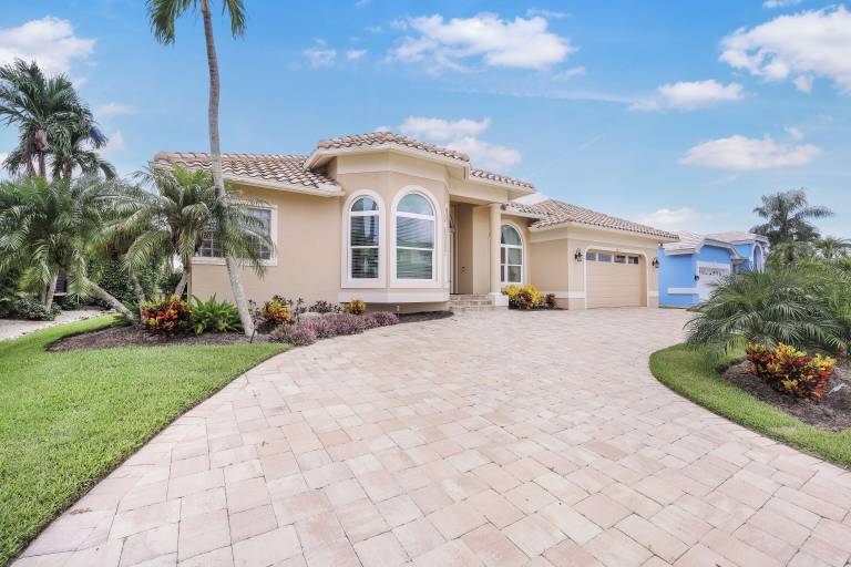 House  Marco Island