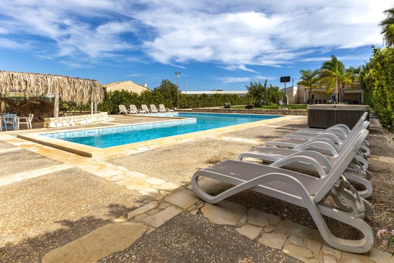 Villa 'Antica Aia Relax' with Private Pool, Wi-Fi and Air Conditioning — photo 4