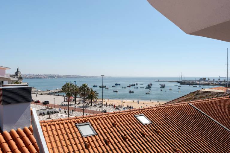 Cascais Bayview Penthouse by Cadenzalux