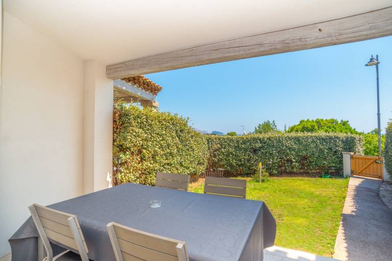 Modern Holiday Home "Villa Rosa dei Venti" Near the Beach and with Sea View — photo 2