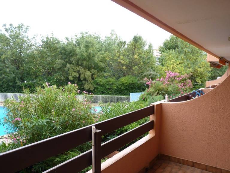 Holiday apartment with pool — photo 3