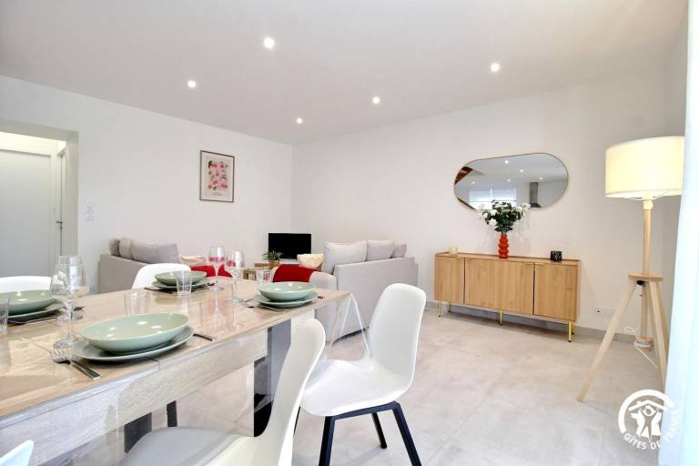 Gite with yard, terrace & barbecue — photo 4