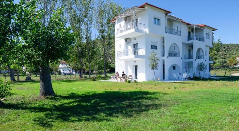 Εξυπηρετούμενο διαμέρισμα Παραλία Κριαρίτσι