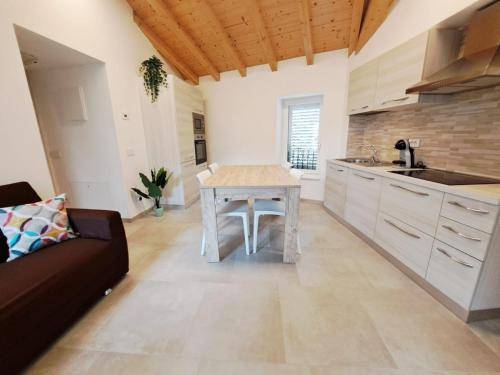 Apartment with 2 rooms for 4 persons in Porlezza