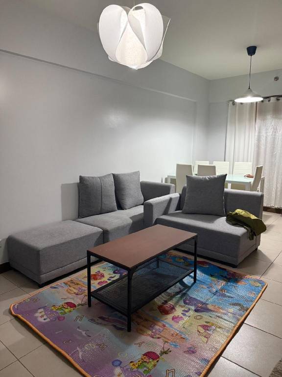 Nice vacation home with pool | Suitable for remote work | Pet-friendly in Taguig