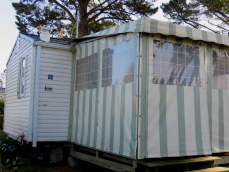 Mobile home with terrace & heated pool — photo 4