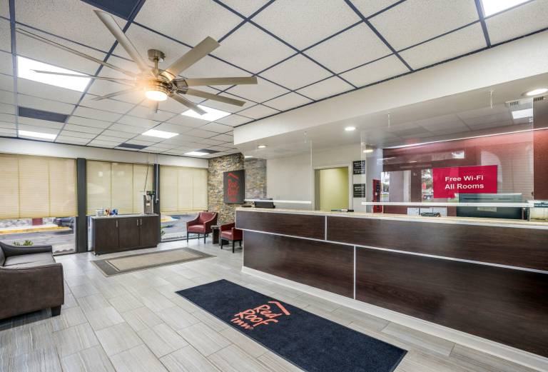 Red Roof Inn Savannah - Southside/Midtown — photo 2