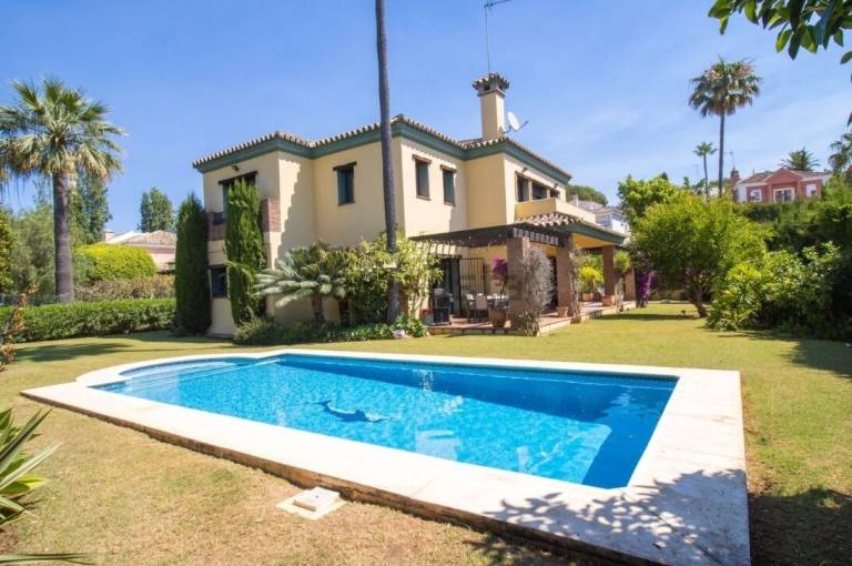 Villa  Puerto Banús