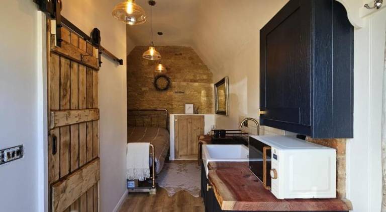 The Little Mews — photo 3