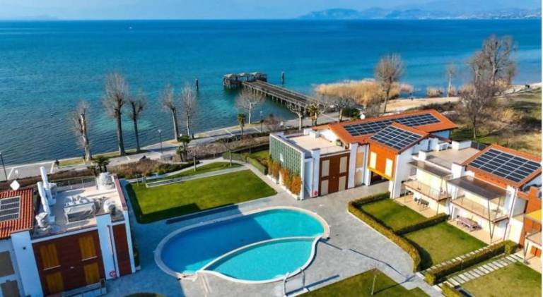 Rental apartment with pool | Pet-friendly in Peschiera del Garda