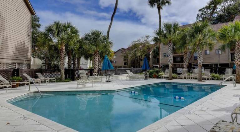 Rental apartment with pool — photo 3