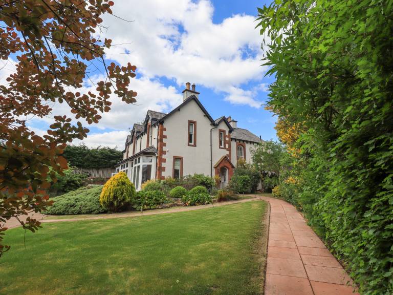 Child-friendly cottage with garden | Dogs allowed — photo 3