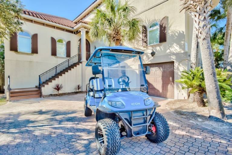 Child-friendly vacation home with pool, barbecue & hot tub | Sea view | Pets are welcome — photo 2