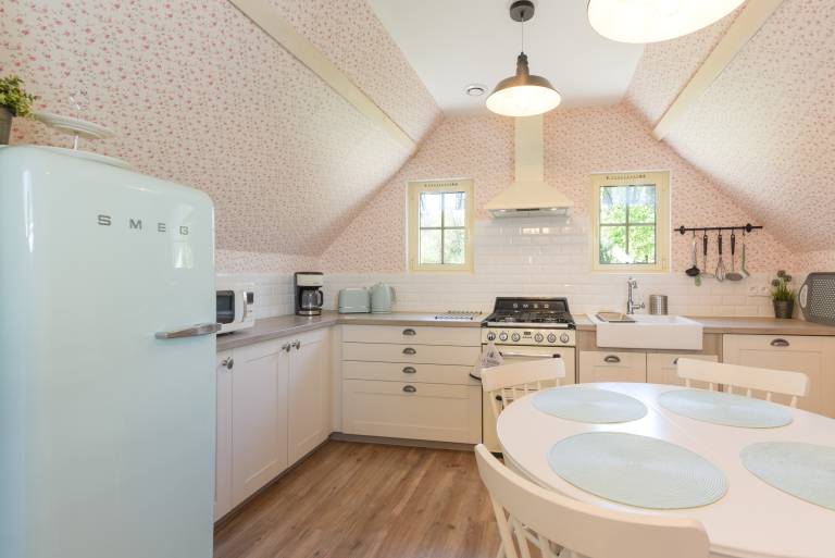 Cottage 'Gîte De La Douloustre' with Mountain View, Private Terrace and Air Conditioning in Tarbes