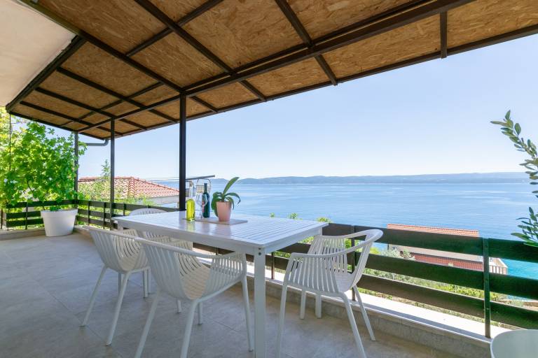 Charming vacation home with grill & garden | Garden view | Pet-friendly — photo 4